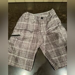 LEE  Boys Size 8 Regular Grey & White Plaid Swim Trunks Shorts